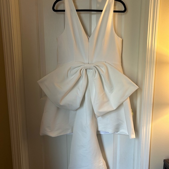 Anthropologie SACHIN + BABI Gwyneth V Neck White Mini Bow Dress Size US 12 - Picture 5 of 13